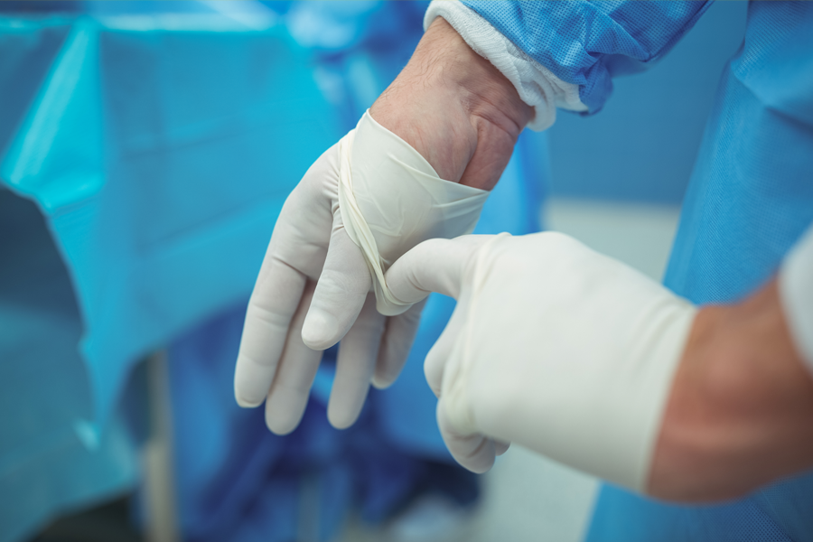 As luvas cirúrgicas são Equipamentos de Proteção Individual (EPI) esterilizados, que podem ser utilizadas em qualquer tipo de procedimento cirúrgico.